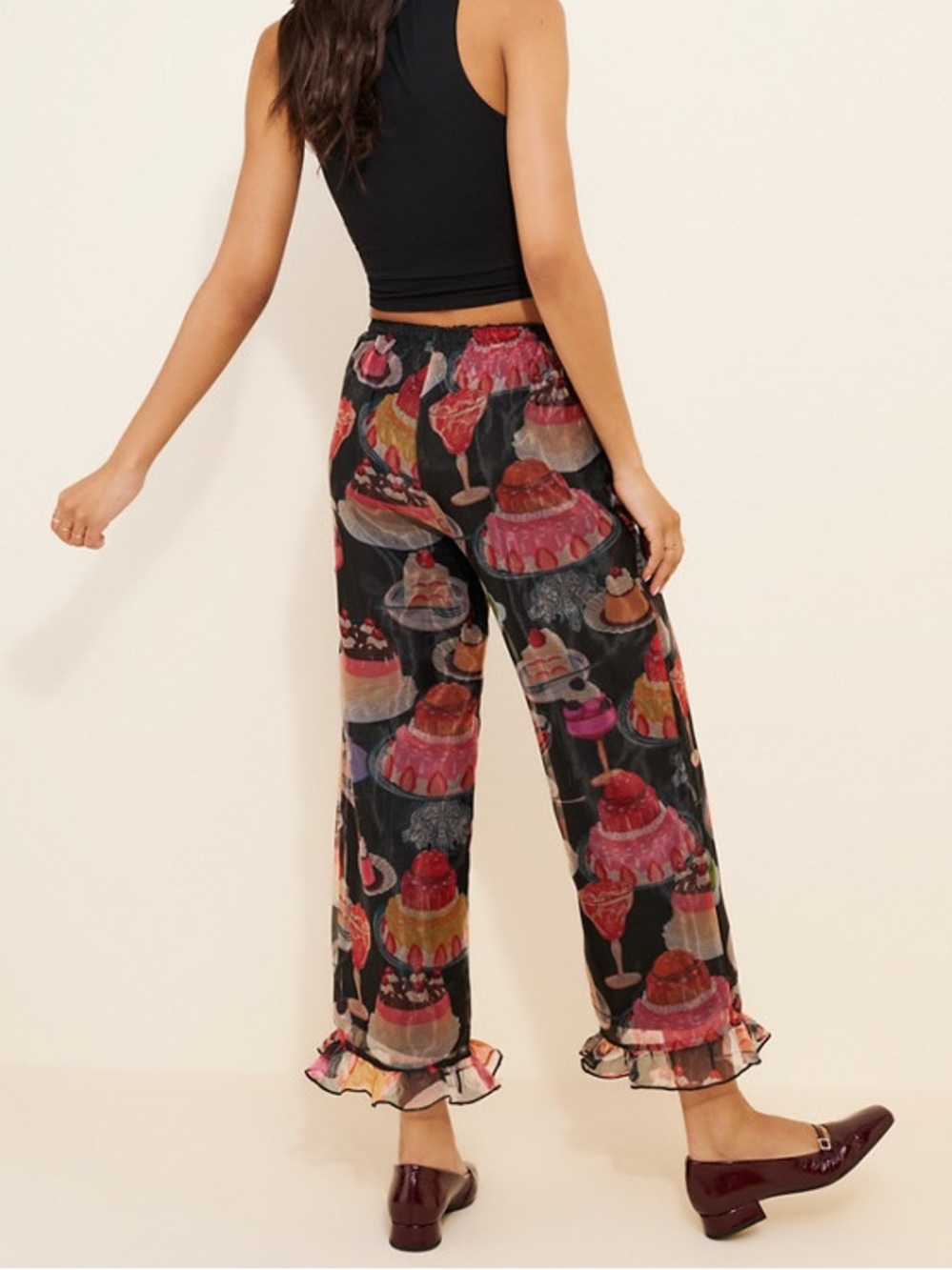 Lisa Says Gah Liora Ruffle Pants in the Dessert Table Print Size 2XL - Picture 7 of 10